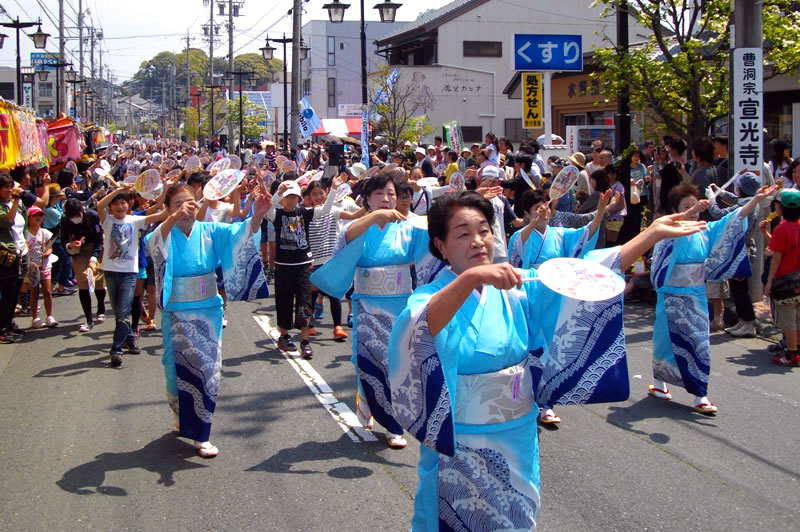 �I�[�v�j���O�p���[�h�E���w�x��